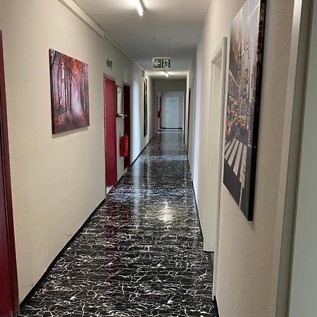 M&R Motel Rostock Bagian luar foto