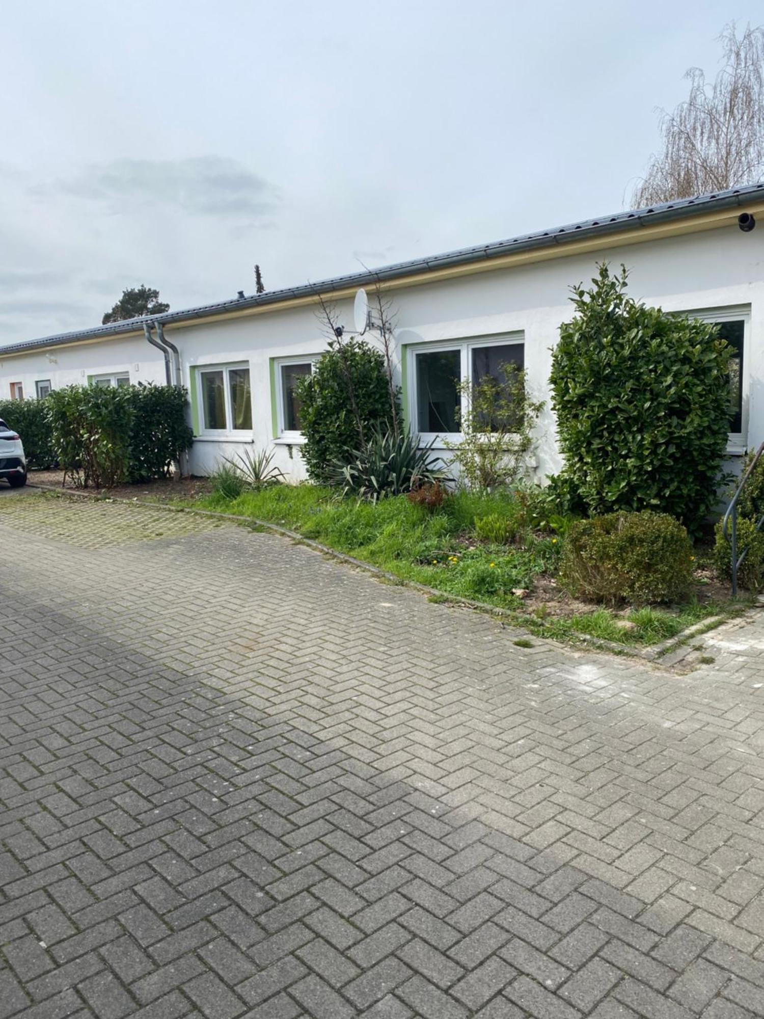 M&R Motel Rostock Bagian luar foto