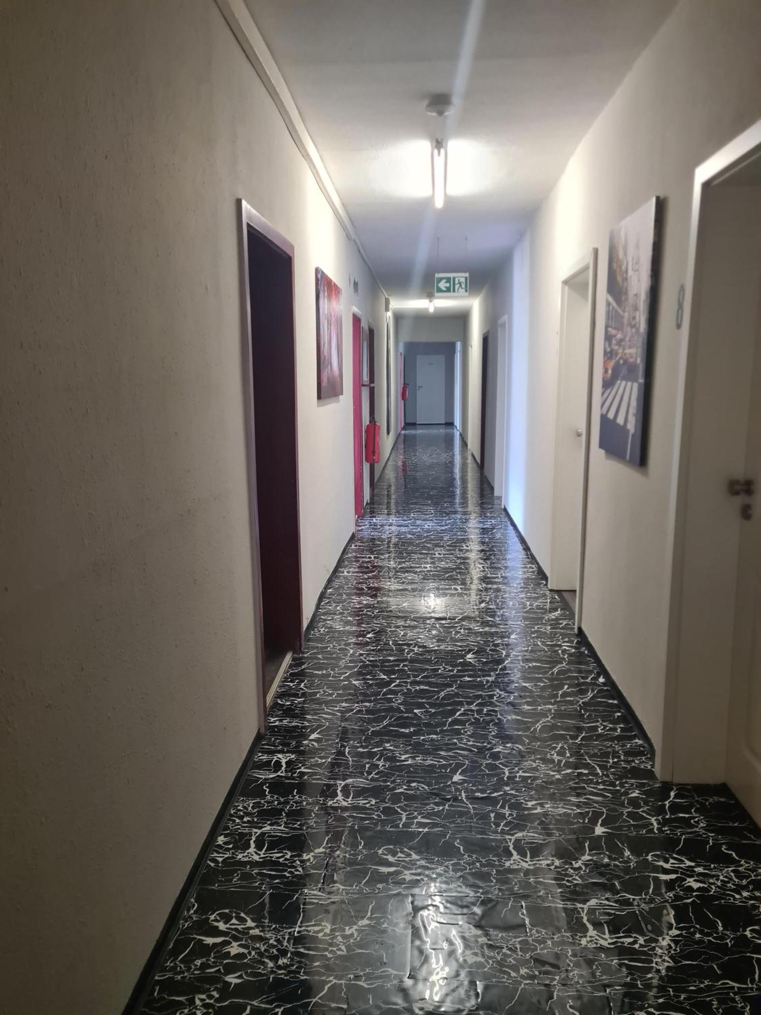 M&R Motel Rostock Bagian luar foto
