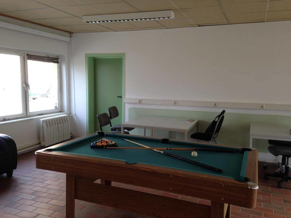 M&R Motel Rostock Bagian luar foto